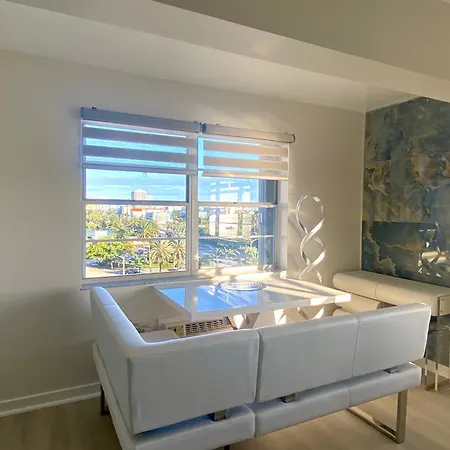 Panoramic Luxurious Waterfront One Bedroom Apartment With Miami Skyline View Free Parking 5Min Drive To Miami Beach Extérieur photo