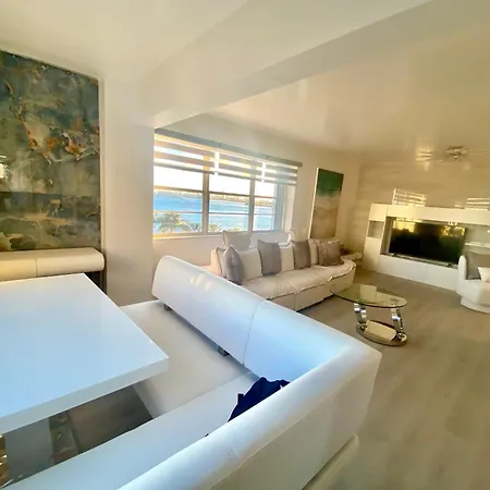 Panoramic Luxurious Waterfront One Bedroom Apartment With Miami Skyline View Free Parking 5Min Drive To Miami Beach Extérieur photo